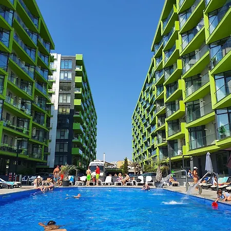 Crystal Breeze - Pool & Appartamento