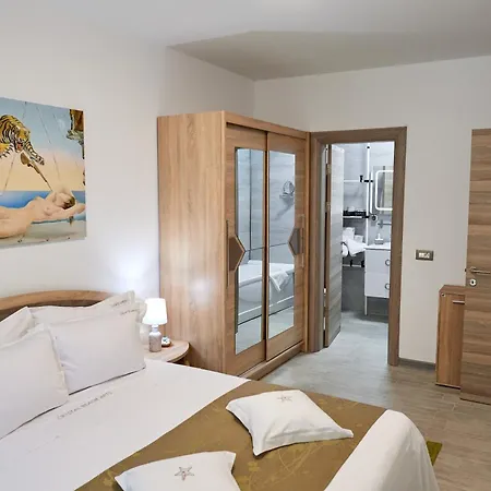 Crystal Breeze - Pool & Spa Beach Resort Apartment Navodari
