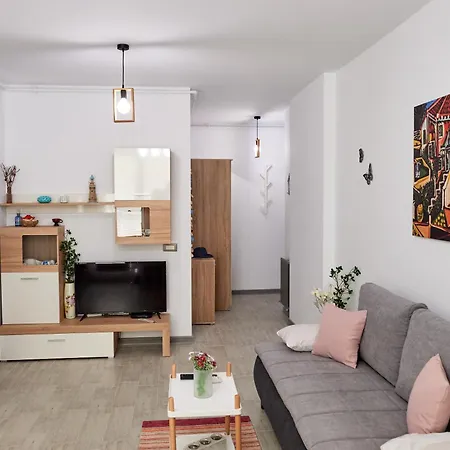 Apartman Crystal Breeze - Pool &