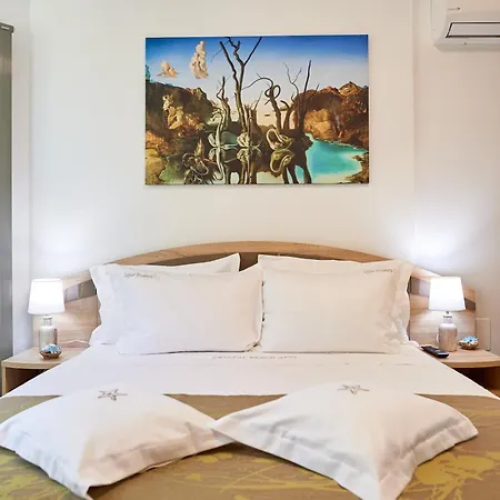 Crystal Breeze - Pool & Spa Beach Resort Apartment *