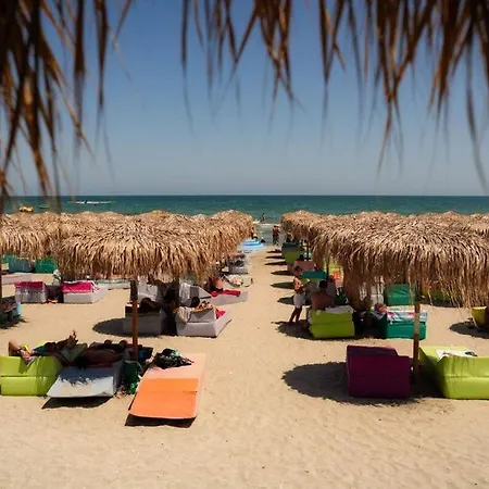 Crystal Breeze - Pool & Spa Beach Resort Apartment Navodari