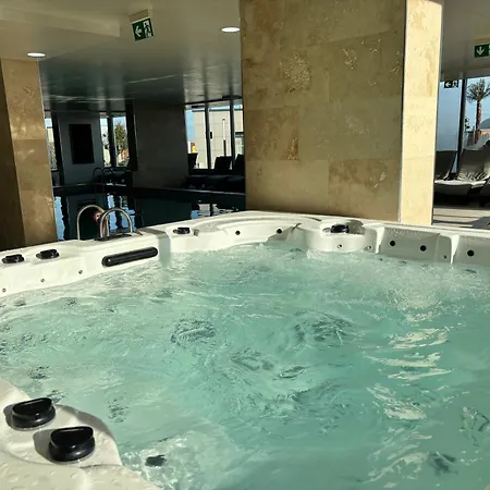 Crystal Breeze - Pool &