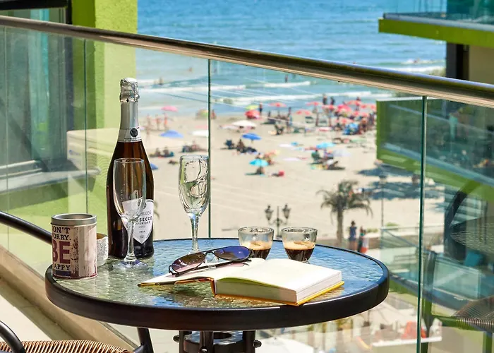 Apartamento Crystal Breeze - Pool & Năvodari