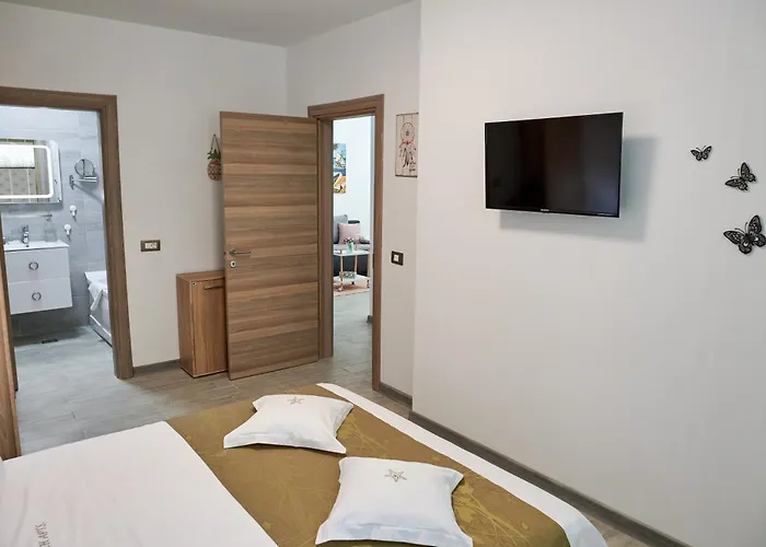 Crystal Breeze - Pool & *