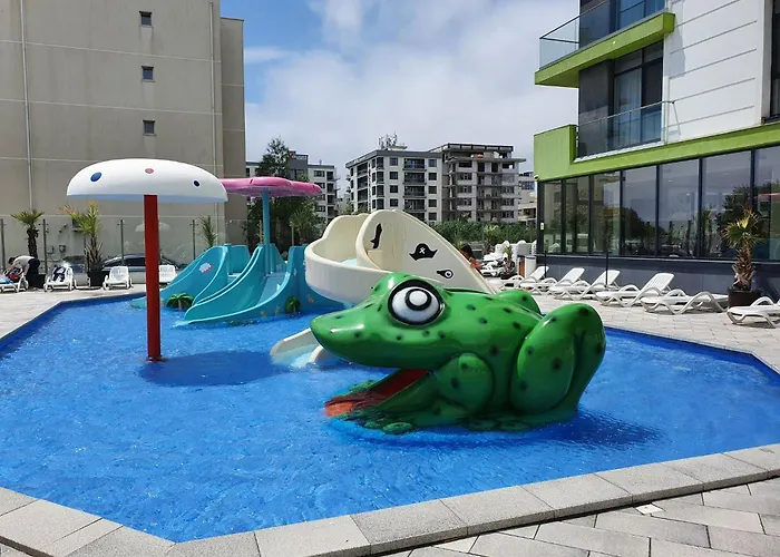 Crystal Breeze - Pool & Năvodari