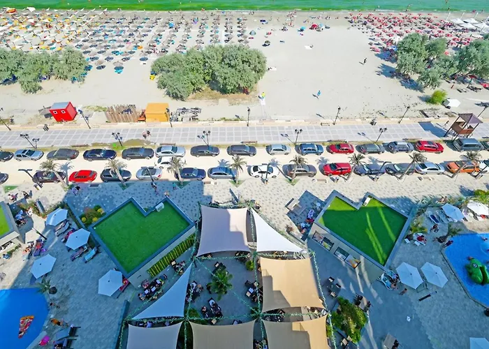 Crystal Breeze - Pool & Apartamento Năvodari