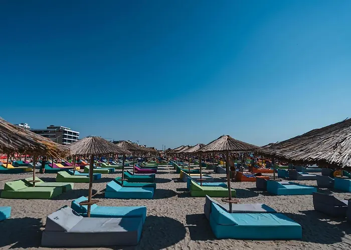 Apartamento Crystal Breeze - Pool & Năvodari